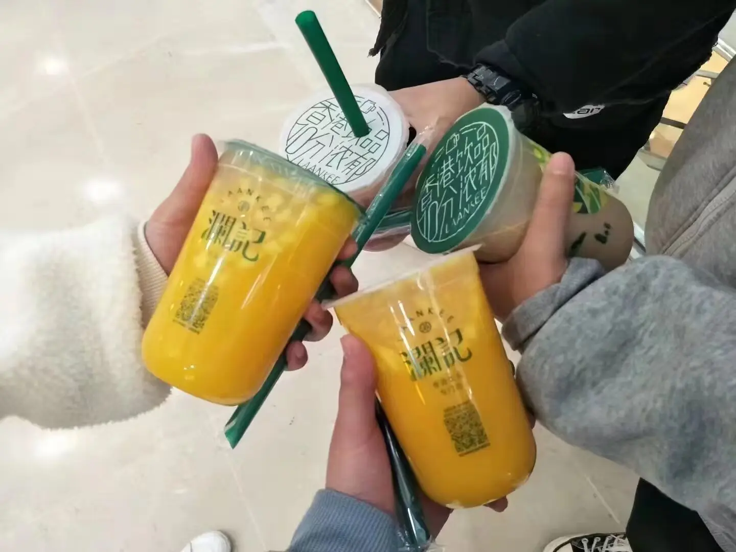 忘记另一个是谁了